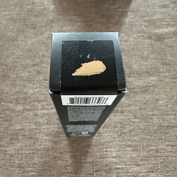 FENTY BEAUTY EAZE DROP BLUR & SMOOTH TINT STICK 7 - Picture 5 of 8